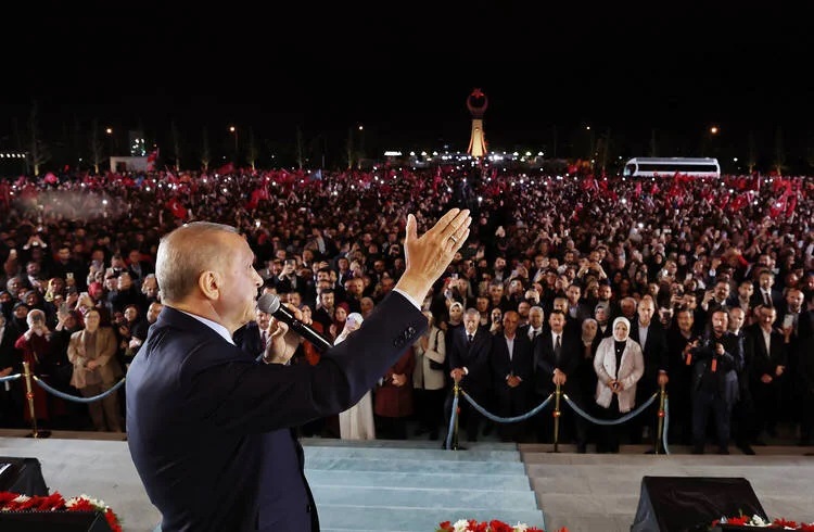 “Erdoğan'ın 3. on yıla zaferle girişi”