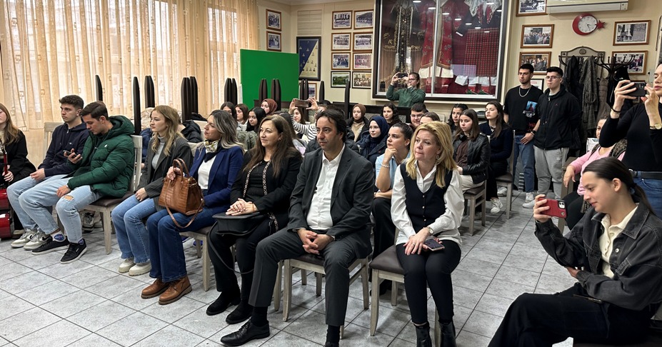 İskeçe Türk Birliği’ndeki gençlerden ortak etkinlik