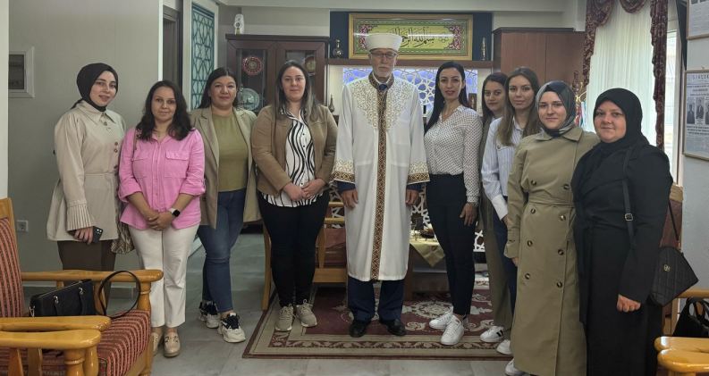 BTAYTD Kadınlar Kolundan nezaket ziyaretleri