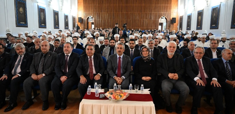 Edirne Dini İhtisas Merkezinde mezuniyet coşkusu