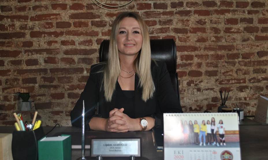 DEB Partisi Başkanı Asafoğlu’ndan 24 Kasım Öğretmenler Günü mesajı