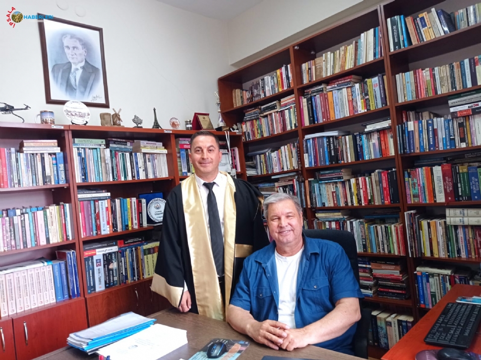 Murat Derin, Uluslararası İlişkiler Doktoru oldu