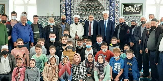 Başkonsolos Ömeroğlu, Yuvacılı köyünü ziyaret etti