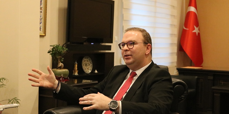 “Gençlere haklarını ve tarihlerini iyi bilip zorluklar karşısında mücadelelerini sürdürmelerini tavsiye ediyorum”
