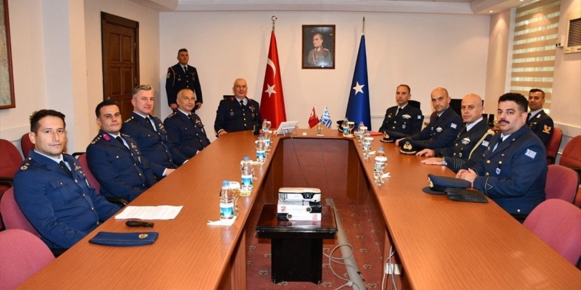 Yunanistan askeri heyetinden Eskişehir’deki 1’inci Ana Jet Üs Komutanlığına ziyaret