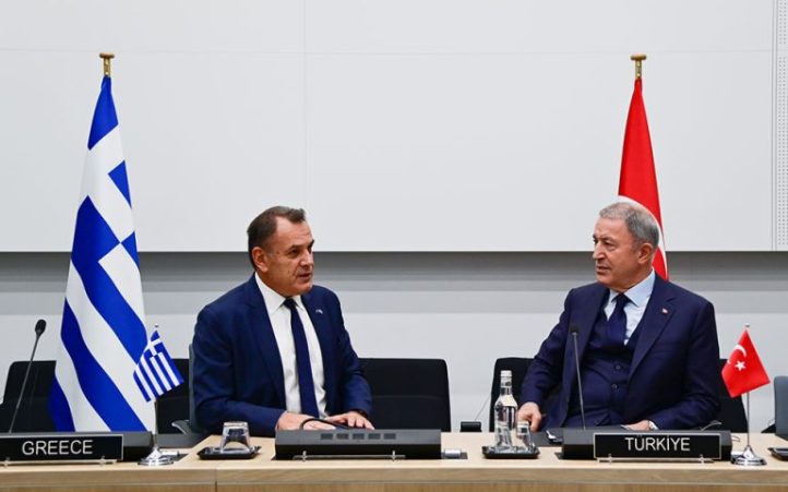 Panayotopoulos ile Akar görüştü