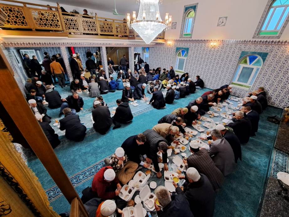 “Çocuğunu Al Sabah Namazına Gel” programı Bıyıklıköyde devam etti