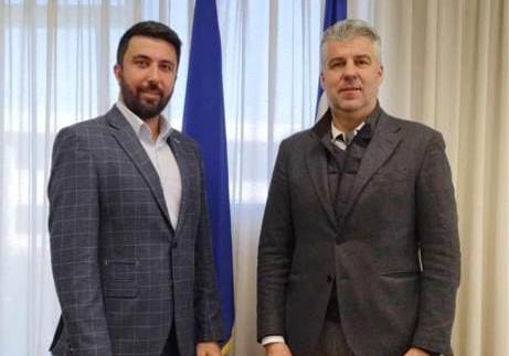 Milletvekili Ferhat’tan, Eyalet Başkanı Topsidis’e ziyaret
