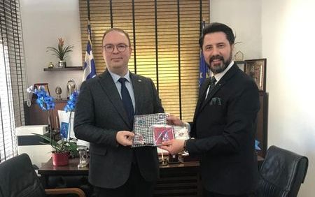 Gümülcine Başkonsolosu Aykut Ünal Mustafçova Belediyesini ziyaret etti