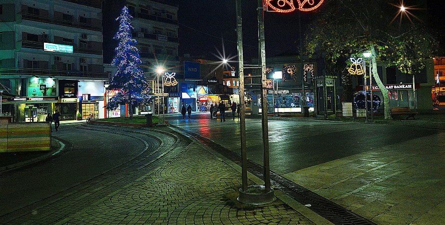 Noel öncesi Gümülcine’de trafik değişiyor: Orfeos araçlara kapalı