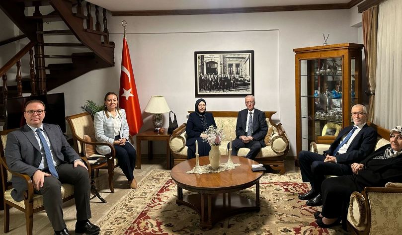 Başkonsolos Aykut Ünal ve eşi İlayda Ünal, Gümülcine ve İskeçe müftülerini ağırladı