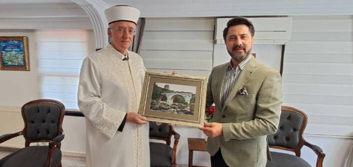 Belediye Başkanı Ahmet Kurt’tan İskeçe Müftülüğüne ziyaret