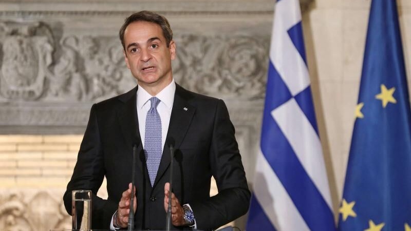 Miçotakis kabine değişikliğine gitti