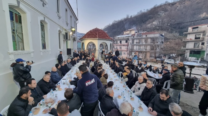 Mustafçova’da 1000 kişilik iftar: Soydaşlar aynı sofrada buluştu