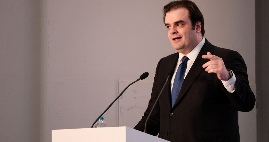 Pierrakakis: “Demografi sorunu büyümeyi tehdit ediyor”