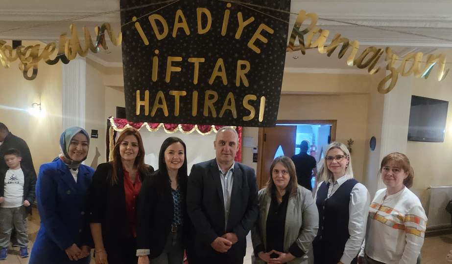 İdadiye İlkokulu Okul Aile Birliği iftar programı düzenledi