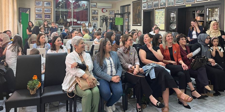 İskeçe Türk Birliği'nde Anneler Günü etkinliği