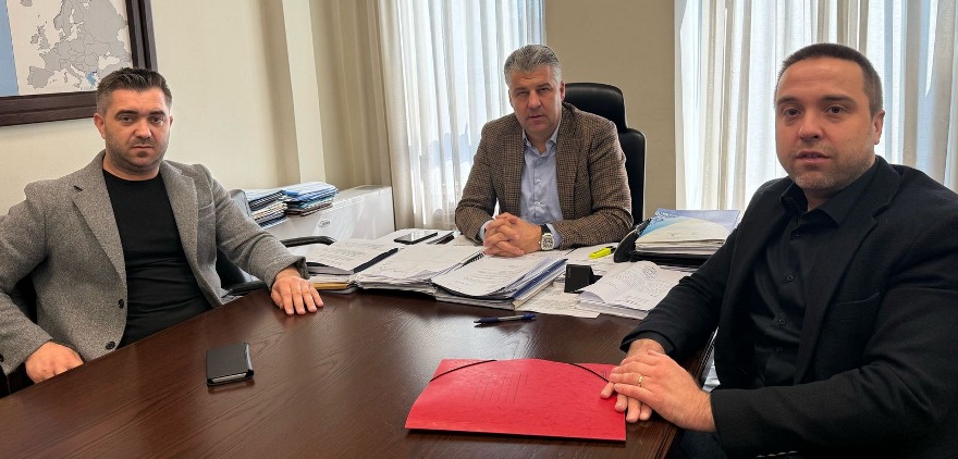 Erdem Hüseyin, Bölge Başkanı Topsidis ile bölgeye yapılması planlanan yatırımları ele aldı
