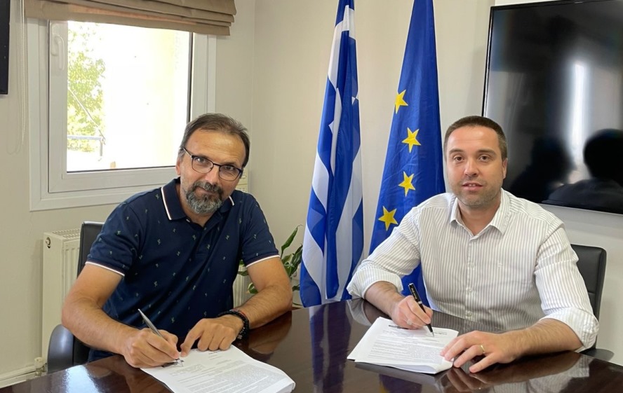 Erdem Hüseyin içme suyu pompa istasyonları için yüklenici firma ile sözleşme imzaladı