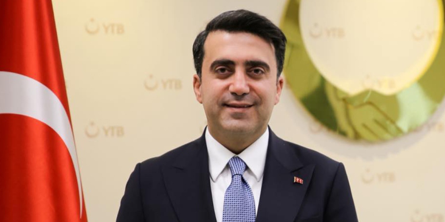 YTB Başkanı Turus, DEB Partisi Başkanlığına yeniden seçilen Asafoğlu’nu tebrik etti