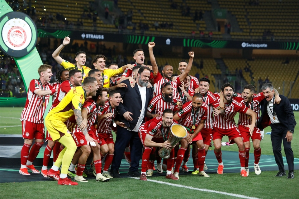 UEFA Avrupa Konferans Ligi'nde şampiyon Olympiakos