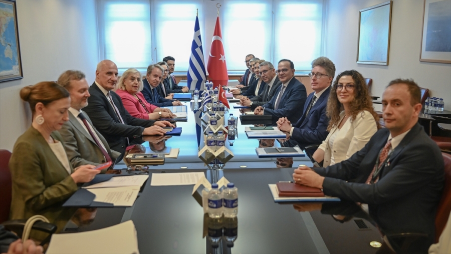 Türk ve Yunan dışişleri bakan yardımcıları Siyasi Diyalog Toplantısı kapsamında bir araya geldi