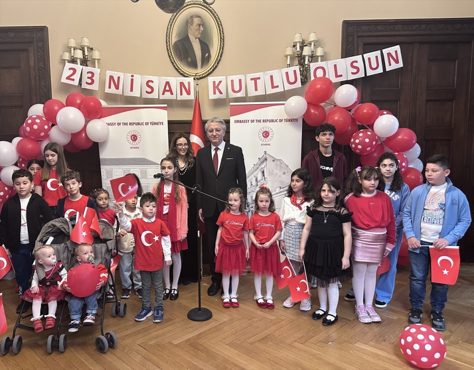 Atina'da 23 Nisan Ulusal Egemenlik ve Çocuk Bayramı kutlandı