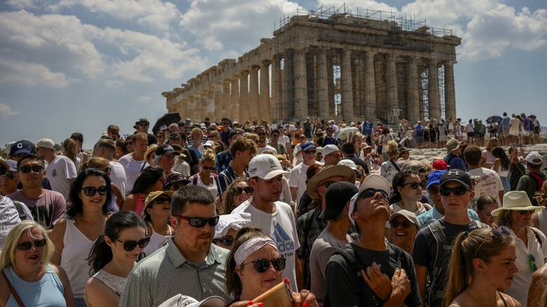 Akropolis için ziyaretçi kısıtlaması getiriliyor