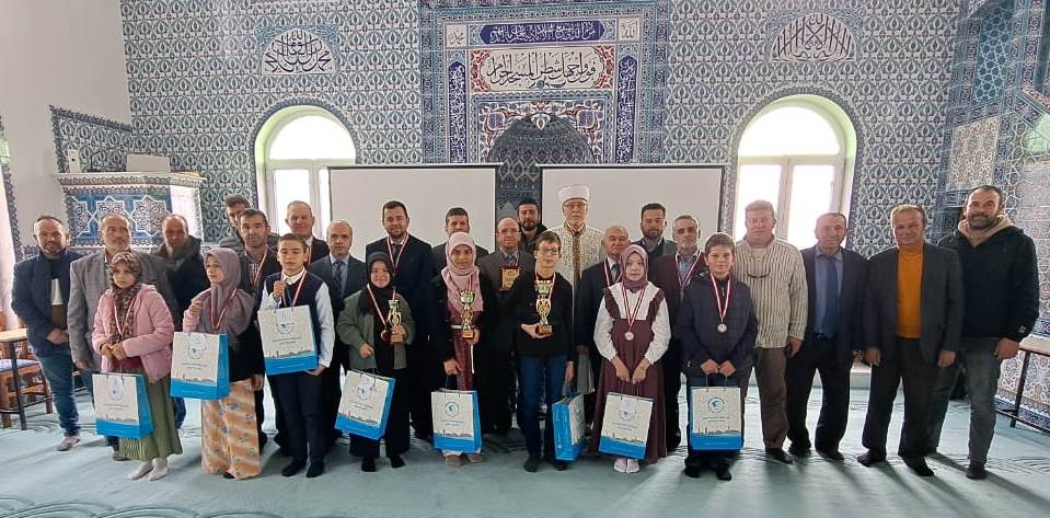 Gümülcine Müftülüğünün düzenlediği “Temel Dini Bilgiler Yarışması” sona erdi