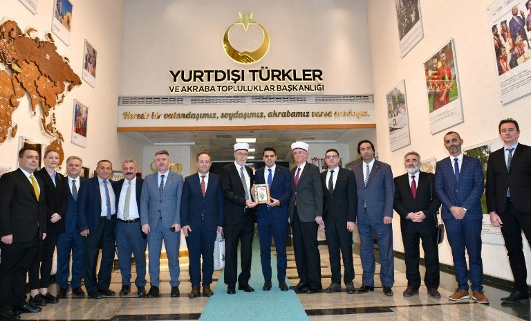 Danışma Kurulu üyelerinden YTB Başkanı Abdullah Eren’e ziyaret