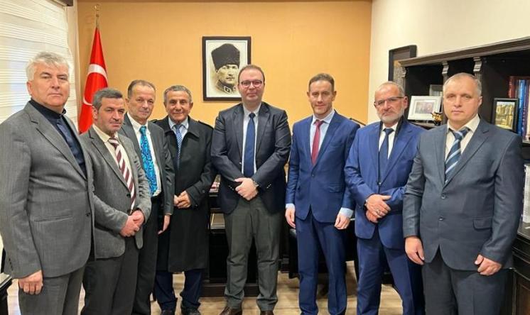 Din Görevlileri Derneği üyelerinden Başkonsolos Aykut Ünal’a ziyaret