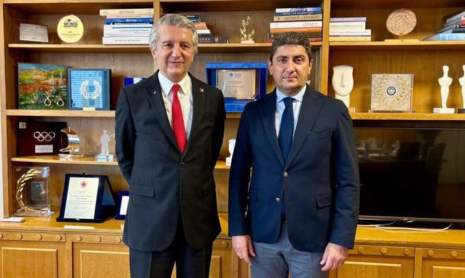 Büyükelçi Erciyes, Tarım Kalkınma ve Gıda Bakanı Avgenakis’i ziyaret etti