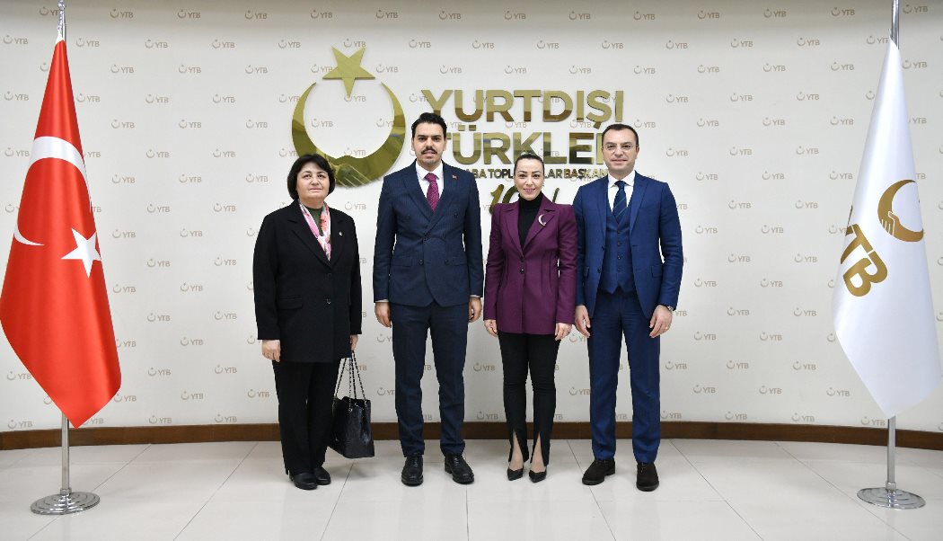 Sadık Ahmet ailesi, YTB Başkanı Abdullah Eren’i ziyaret etti