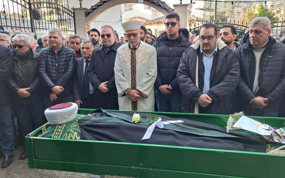 Ahmet Faikoğlu toprağa verildi