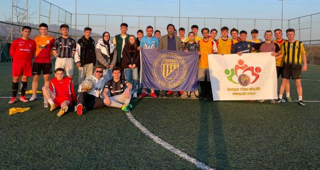 İskeçe Türk Birliği Gençlik Kolu üyeleri futbol maçında buluştu