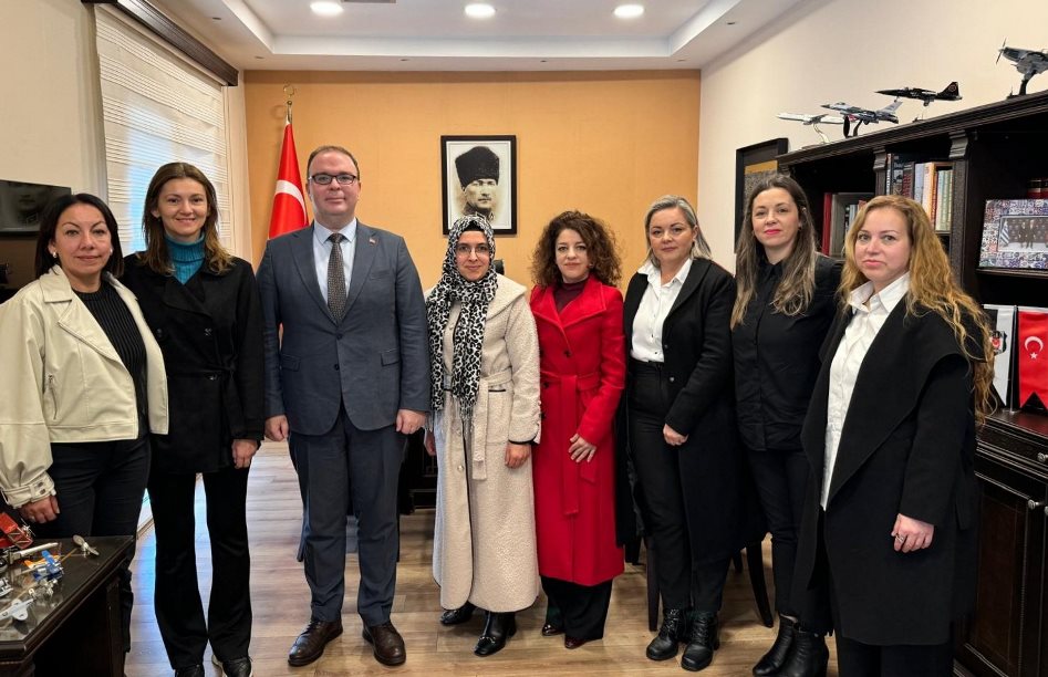 İskeçe Merkez Azınlık İlkokulu Okul Aile Birliğinden Başkonsolos Ünal'a ziyaret