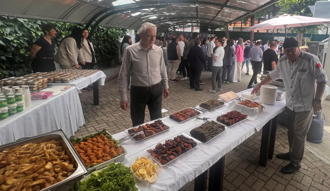 Gümülcine Başkonsolosluğu’ndaki ‘Türk Mutfağı Haftası’ etkinliğine gençler yoğun ilgi gösterdi