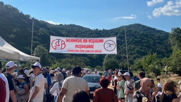 Geleneksel “Kır Koşusu” Kartalkaya’da yapıldı