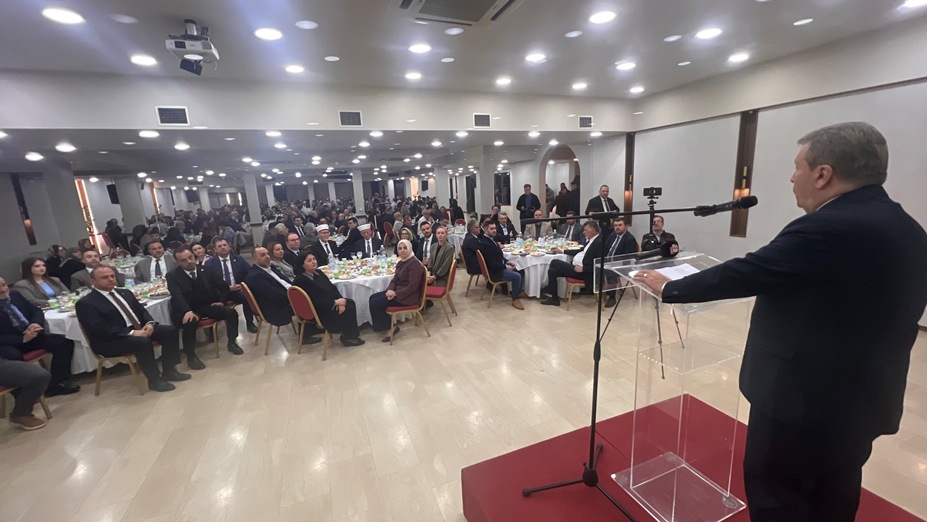 BBP Genel Başkanı Mustafa Destici’nin katılımlarıyla Gümülcine’de iftar programı düzenlendi