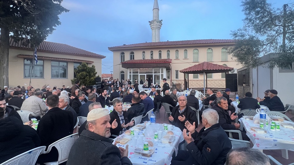 Çelebiköyde Kadir Gecesi iftar geleneği devam etti