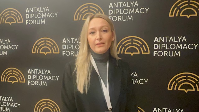 DEB Partisi Başkanı Çiğdem Asafoğlu Antalya Diplomasi Forumu’nda