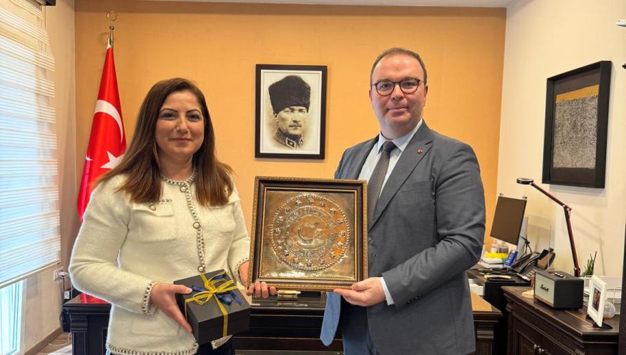 İTB Kadınlar Kolu’ndan Başkonsolos Ünal’a nezaket ziyareti