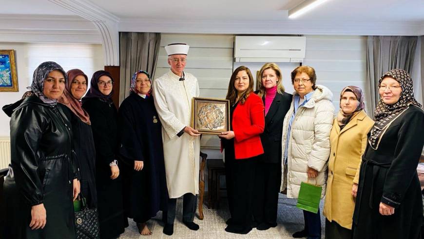 İTB Kadınlar Kolu’ndan İskeçe Müftüsü Mustafa Trampa’ya ziyaret