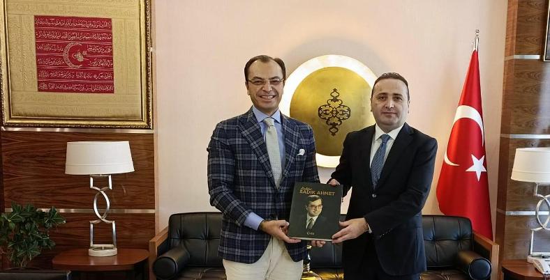 Levent Sadık Ahmet Ticaret Bakan Yardımcısı Mustafa Tuzcu ile görüştü