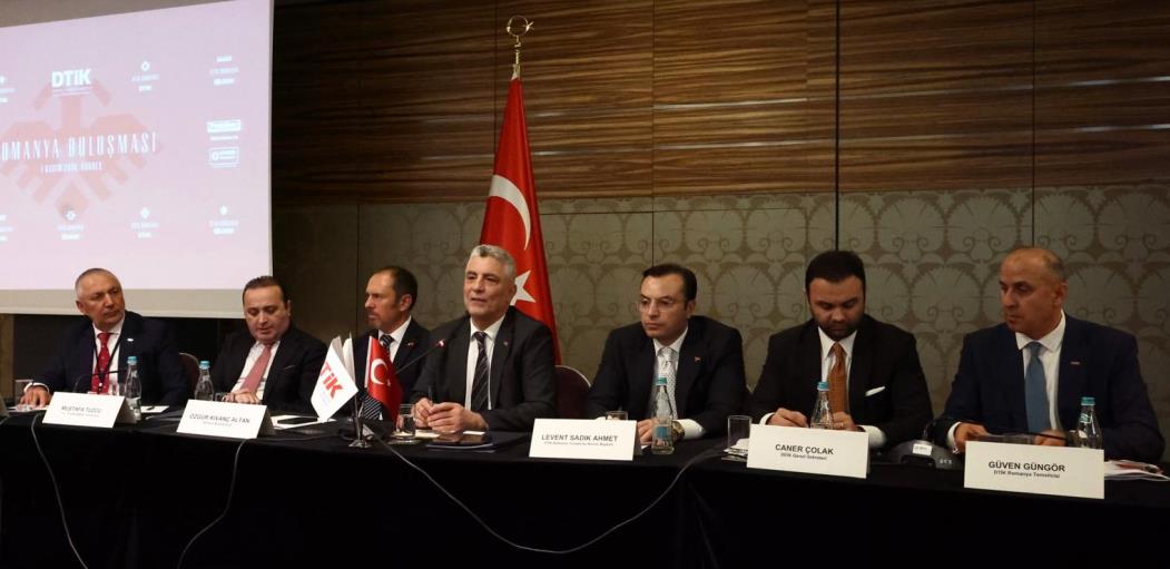 “DTİK olarak her ülkede çalışmalarımızı “diaspora diplomasisi” mottosuyla gerçekleştiriyoruz”