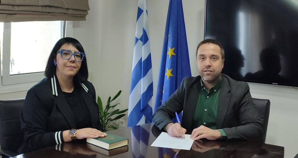Alev Şakir Sosyal Hizmetler Bölümünde kadrolu personel olarak göreve başladı