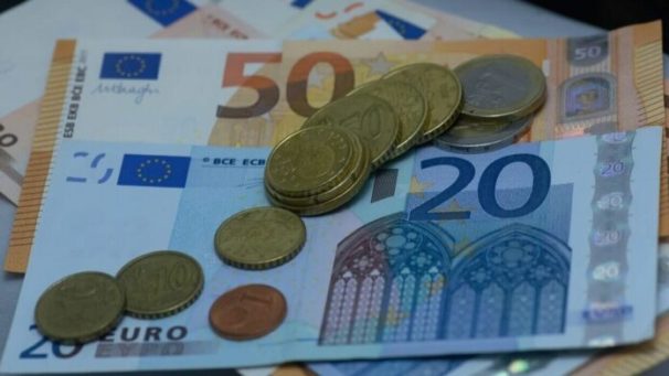 Düşük gelirli ailelere 100 euro kupon... Hangi sosyal grupları kapsıyor?