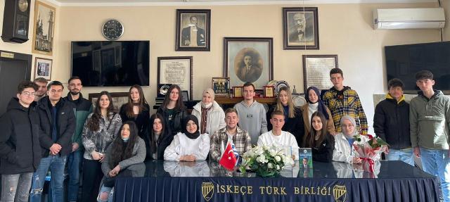 Gençler İskeçe Türk Birliği'ni ziyaret etti