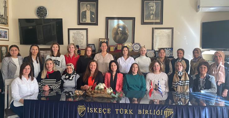 İTB kurs öğretmenleri, Türkiye'nin Gümülcine Başkonsolosu Murat Ömeroğlu'nun eşi Aslı Ömeroğlu'nu ağırladı