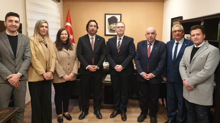 İskeçe Türk Birliği yönetiminden Başkonsolos Ünal’a nezaket ziyareti